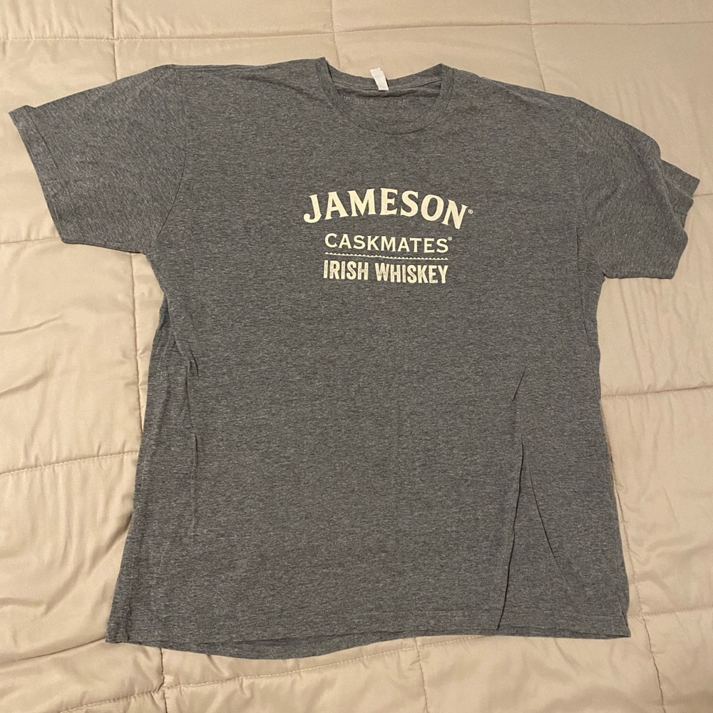 Jameson T-Shirt Size L-XL